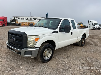 2012 Ford F-250 4x2 Extended Cab Pickup