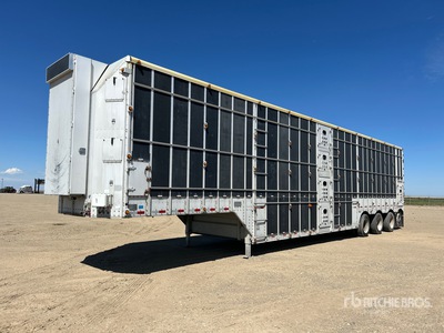 2015 Merritt 53 ft Quad/A Livestock Trailer