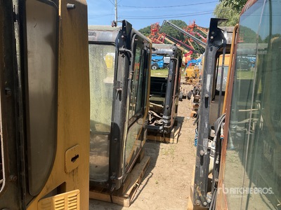 Cat 345BL Cab - Fits Cat