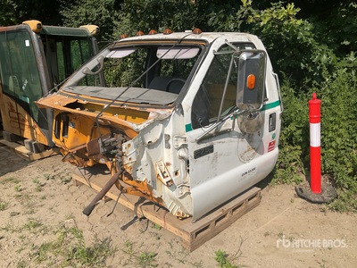 Ford F-750 Cab