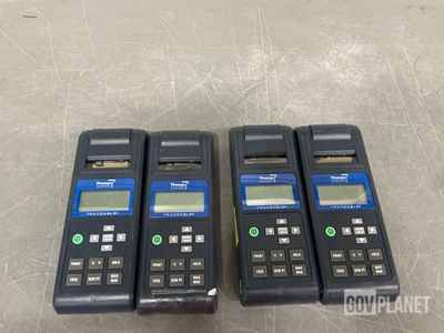 (4) Thomas Traceable Hygrometers