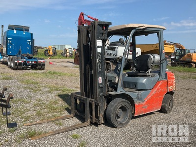 2008 Toyota 8FGU25 4500 lb Pneumatic Tire Forklift