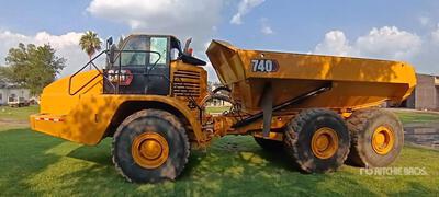 2005 Cat 740 Camion Articulado / Articulated Dump Truck