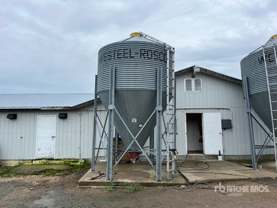 Westeel-Rosco +/- 10 ton 2 Ring Hopper Grain Bin