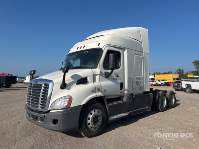2018 Freightliner Cascadia 113 6x4 Cabina con cuccetta per trattore stradale