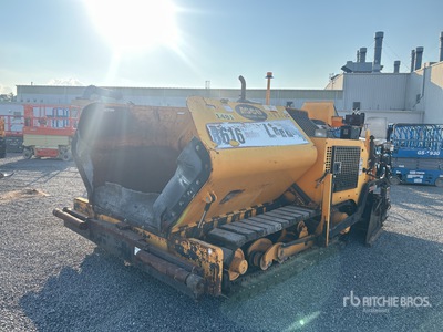 2013 LeeBoy 8616 Track Extendedora de Asfalto