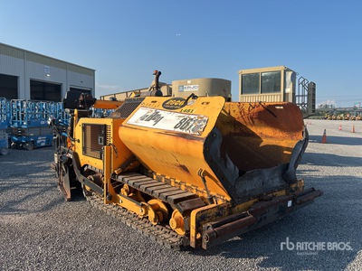 2013 LeeBoy 8616 Track Asphalt Paver