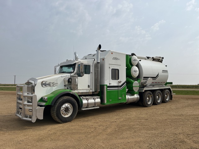 2008 Kenworth T800 8x6 Vacuum Excavator Truck 2008 Kenworth T800 8x6 Vacuum Excavator Truck