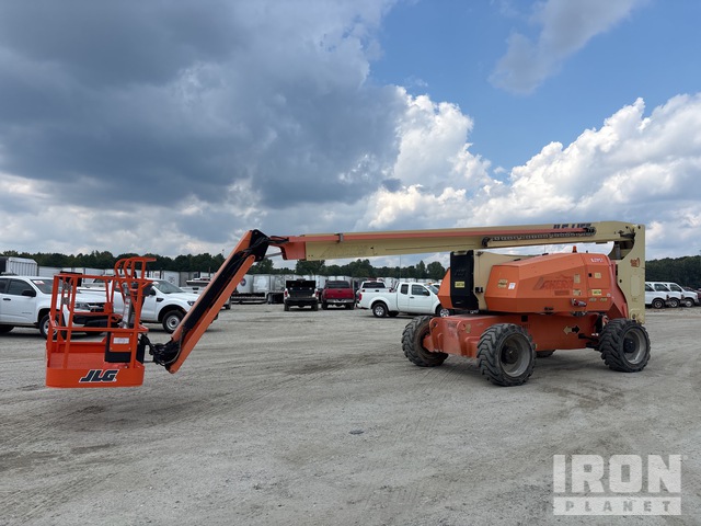 ELEVADOR ARTICULADO 2013 JLG 4WD 800AJ