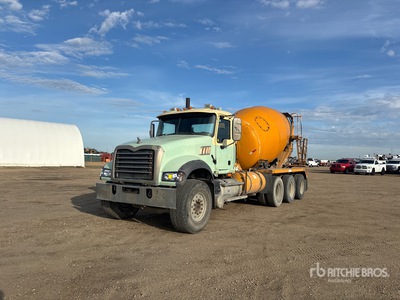 2009 Mack GU713 8x6 Mixer Truck