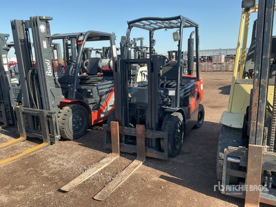 2017 Doosan D25S7 Pneumatic Tire Forklift