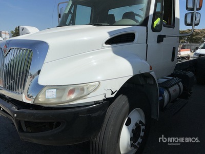 2017 International 4300 Van Truck