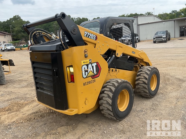 MINI CARGADOR SOBRE RUEDAS 2022 CATERPILLAR 272D3