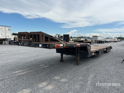 1980 Caravan 46 ft T/A Single Drop Step Deck Trailer