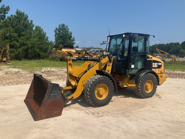 2018 Caterpillar 906M