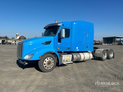 2016 Peterbilt 579 6x4 Sleeper Prime Mover