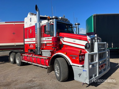 2017 Kenworth T659 6x4 Ciągnik siodłowy T/A z kabiną sypialną