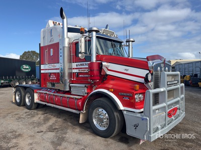 2017 Kenworth T659 6x4 Ciągnik siodłowy T/A z kabiną sypialną