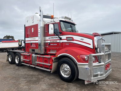 2014 Kenworth T609 6x4 Ciągnik siodłowy T/A z kabiną sypialną