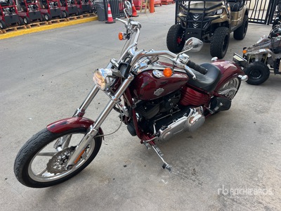 2010 Harley-Davidson Rocker C Moto de promenade