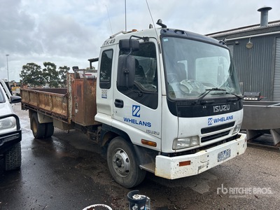 2001 Isuzu FRR 500 4x2 S/A Dump Truck