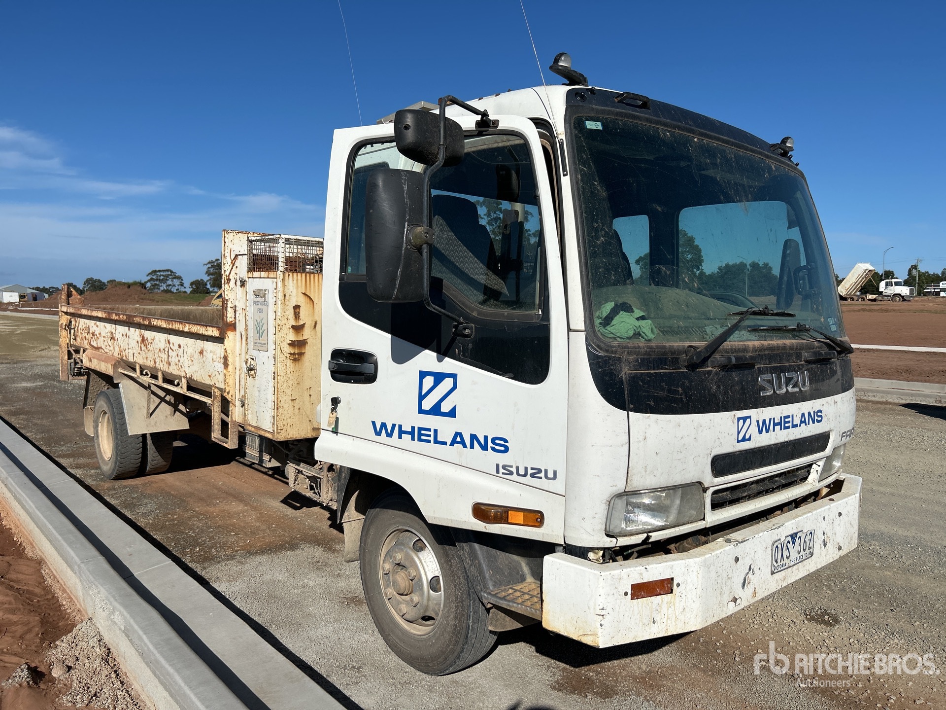 2001 Isuzu FRR 500 4x2 Dump Truck