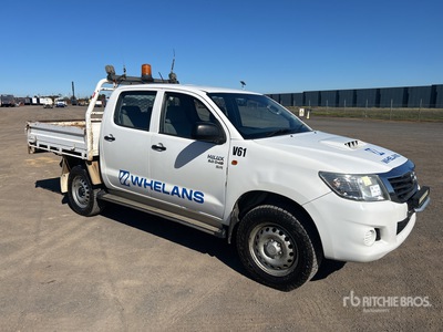 2014 Toyota HiLux SR 4x4 Dual Cab Pickup