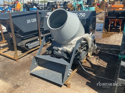 2025 DigSwift DS-750 Portable Concrete Mixer (Unused)
