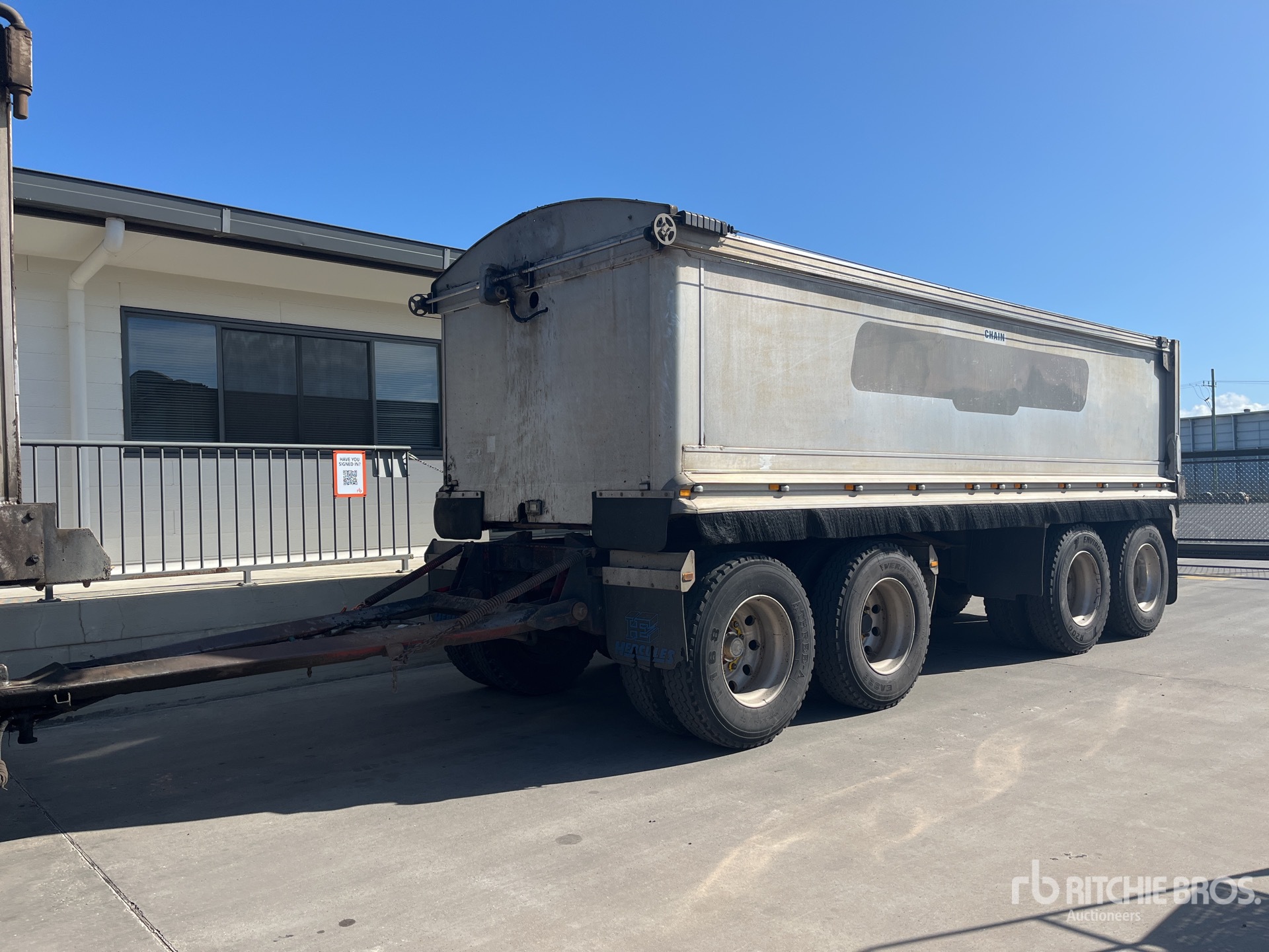 2005 Hercules Quad Dog Tipping Trailer