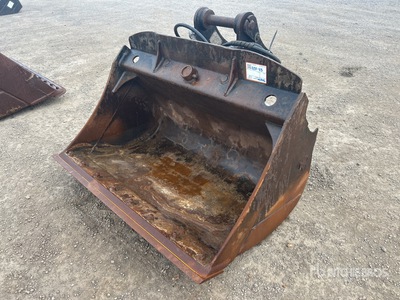2012 AEH 1160 mm Q/C Hydraulic Tilting Baggerlöffel - Fits Cat 307/308