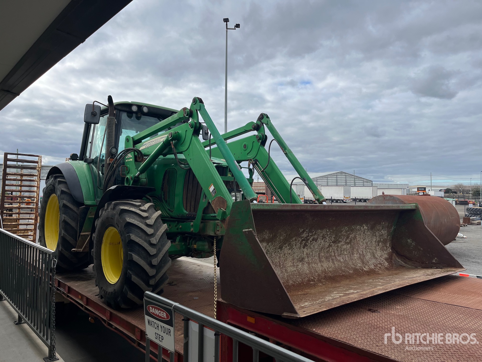 John Deere 6620 4WD Tractor