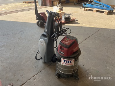 Quantity of (2) pressure washer vacuum cleaner Divers - Outils à main