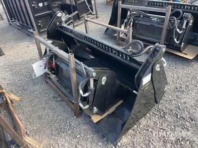 2025 GIYI GY-XKH39F 39 in Mini Skid Steer Bucket (Unused)