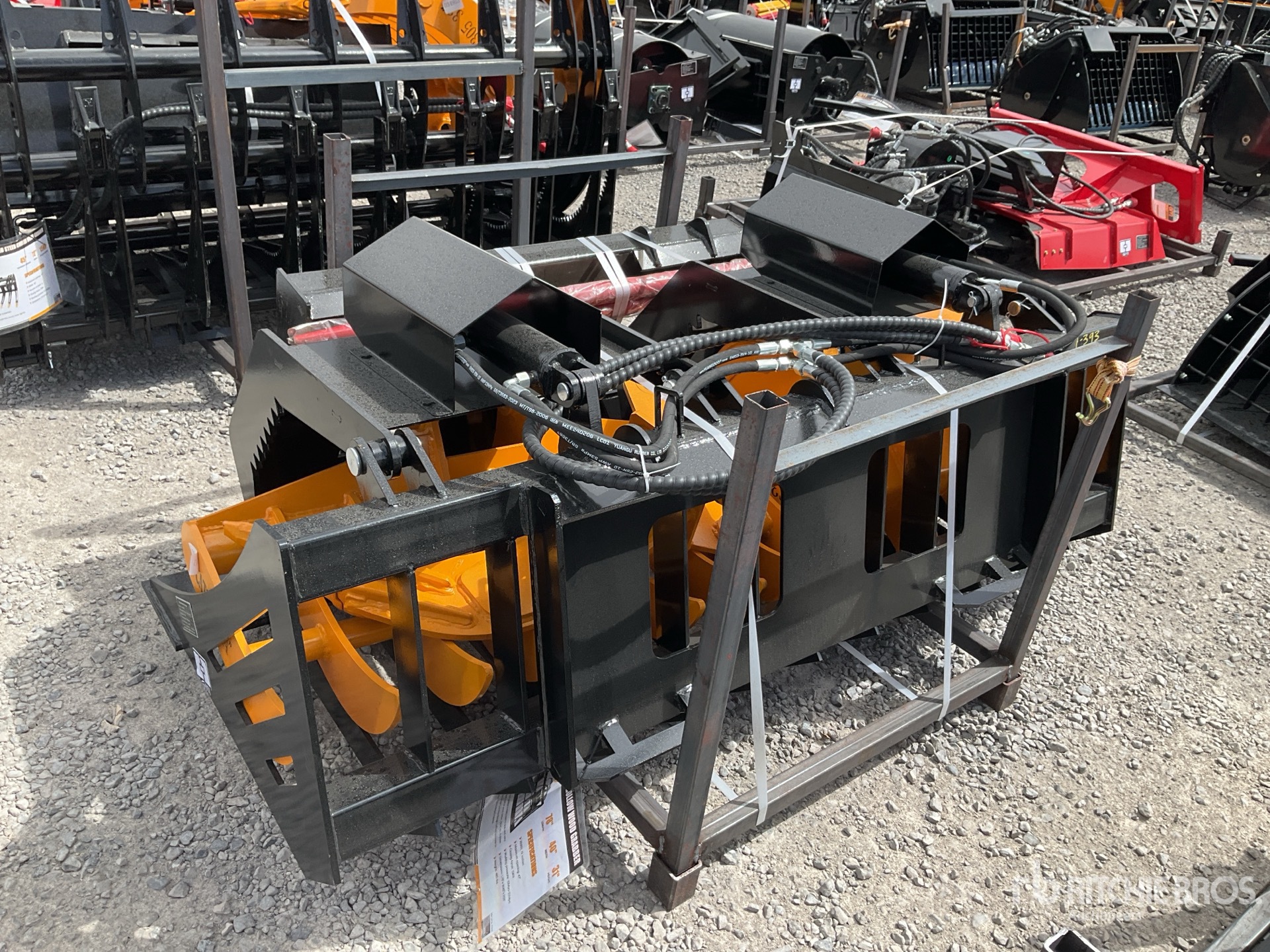 2025 GIYI GY-HWG72C 72 in Skid Steer Grapple (Unused)