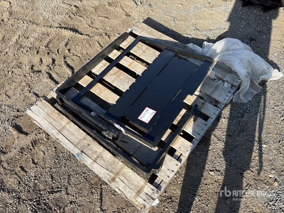 2025 GIYI GY-XHC 30 in Mini Skid Steer Forks (Unused)