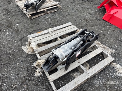 2025 GIYI GY-XJ3T 36 in Hydraulic Excavator Thumb (Unused)