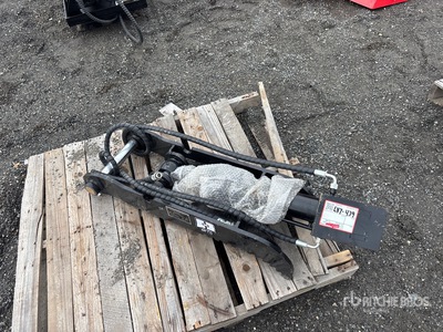 2025 GIYI XJ5T 36 in Hydraulic Excavator Thumb (Unused)