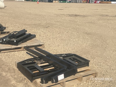 2025 GIYI GY-DHC 60 in 60" forks スキッドステア用フォーク - Fits giyi skid steer (Unused)