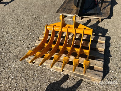2025 GIYI 32 in Baggerrechen - Fits Cat 305 (Unused)