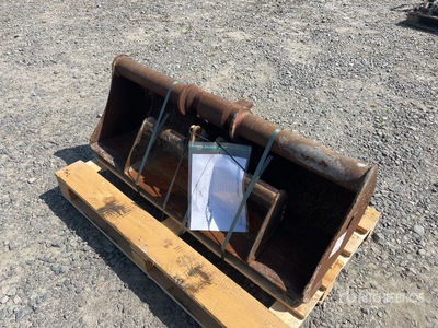 1200 mm Cleanup Bucket, 690 mm Cleanup Schaufel