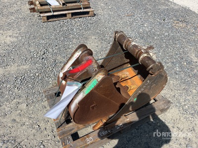 590 mm Digging Bucket, 430 mm Digging Schaufel