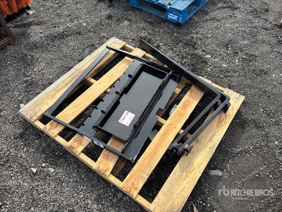 2025 GIYI GY-XHC 30 in Mini Skid Steer Forks (Unused)