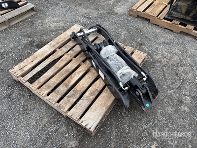 2025 GIYI GY-XJ7T 46 in Hydraulic Excavator Thumb (Unused)