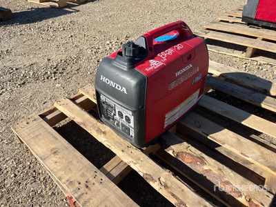 2018 Honda 2000 1.6 kVA Portable Generator Set