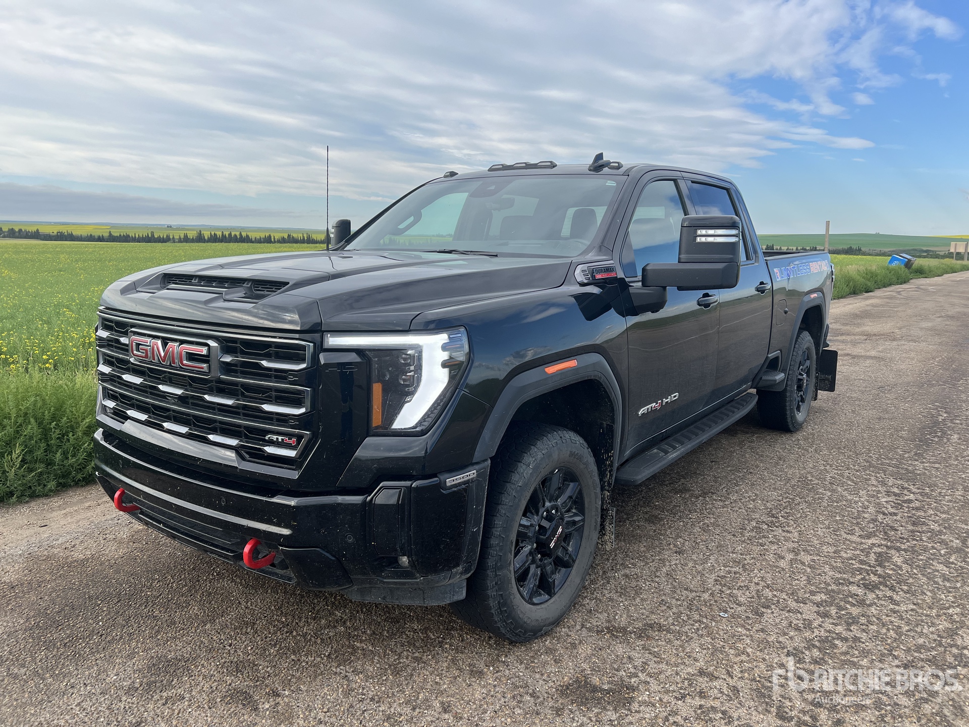 2025 GMC Sierra 3500HD 4x4 Crew Cab Pickup