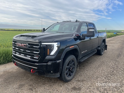 2025 GMC Sierra 3500HD 4x4 Crew Cab Pickup