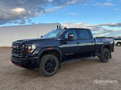 2025 GMC Sierra 3500HD AT4 4x4 Crew Cab Pick-up