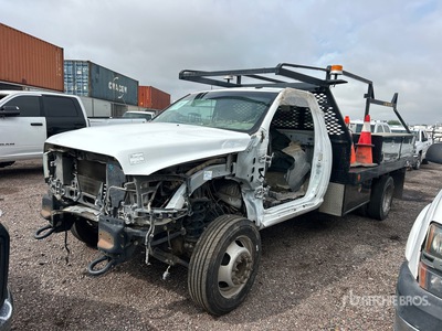 2016 Ram 4500 4x2 Platte vrachtwagen (Inoperable)