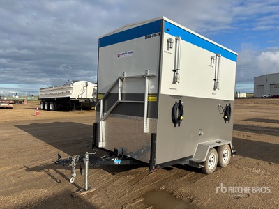 2024 Ironmen JobJon 200-W 10 ft x 6 ft 2 Person Portable T/A Toilettes mobiles