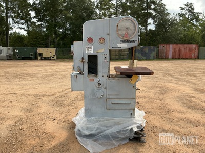 DoAll 1613-2 Vertical Band Saw